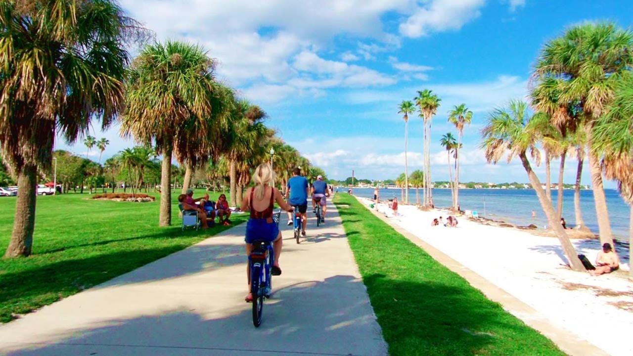 סיינט פיטרסברג Beach Drive Inn מראה חיצוני תמונה