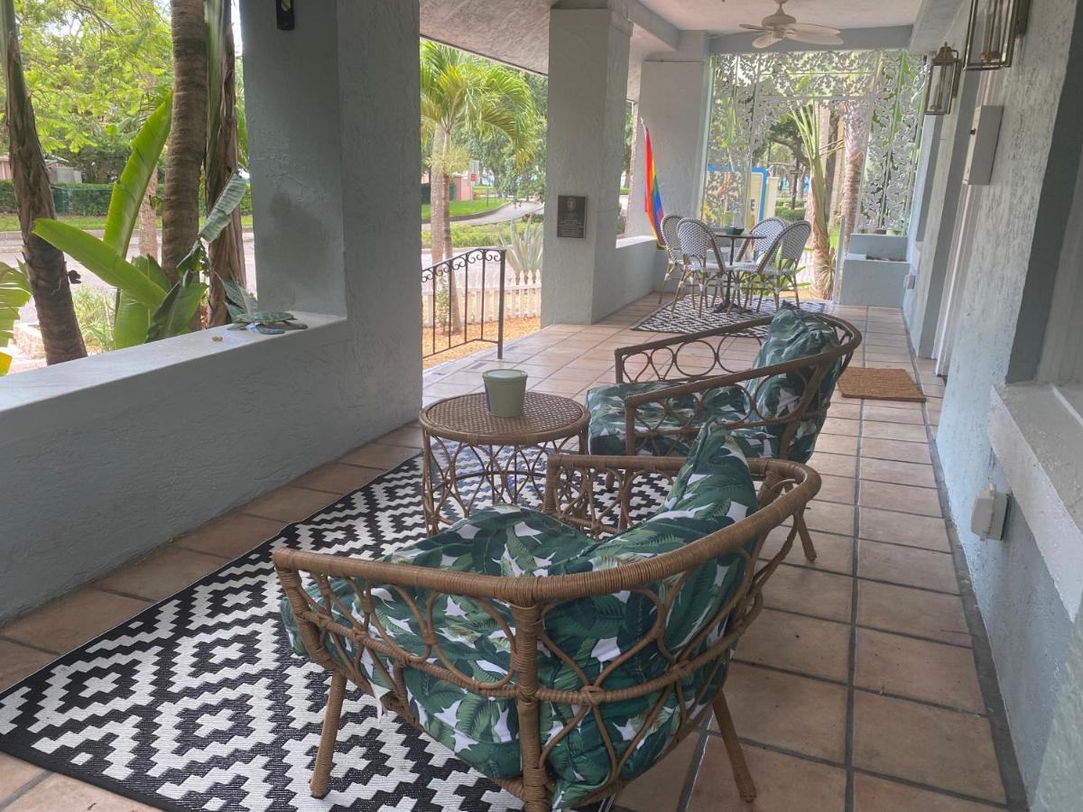 סיינט פיטרסברג Beach Drive Inn מראה חיצוני תמונה